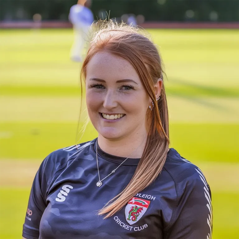 Lou Jowers Women Girls Captain Rayleigh CC
